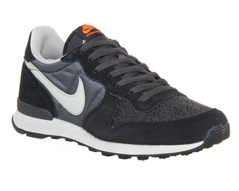 nike internationalist herren rot schwarz|Nike internationalist trainers men's.